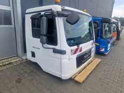 Cabina diurna MAN TGL/TGM OEM 81.60000-7786 Usado