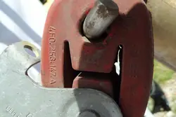 Pakoputki AUDI A6 2.7L diesel 2011 4F0253147A