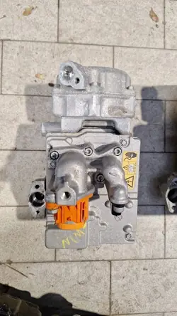 Compressore aria condizionata Renault Twingo III 926000134R