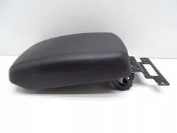 Keskikonsolin käsinoja OEM 18149965506 musta nahka Ssangyong