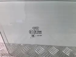 Audi A1 dörrglas OEM E643R00082 - Begagnad