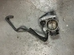 Corps de papillon AUDI VW GOLF IV BORA TOLEDO 2.3