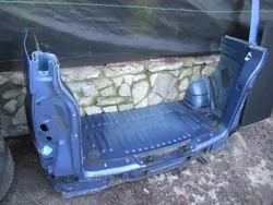 Piso Traseiro VW T6 OEM PAS TYŁ - Usado