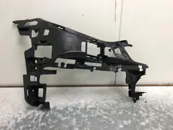 Deslizamento de para-choque dianteiro direito Mercedes W213 AMG A2138852400