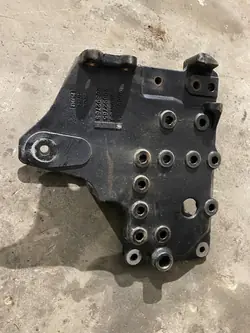 OEM 20892761 Volvo Soporte de Ballesta Delantera Izquierdo