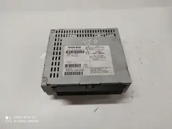 Volvo V50 CD-vaihtaja OEM 307326001 - Käytetty