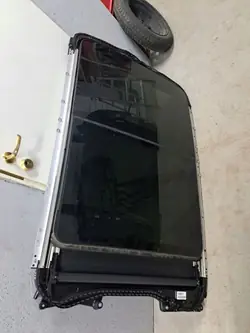 BMW X1 F48/F49 Zonnedak Compleet OEM KSI14880