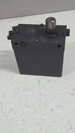Pompe de basculement cabine Scania OEM 2081520 - Occasion