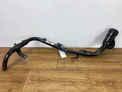 Polttoainetäyttökaula OEM PR3C-9034-AE Ford Mustang