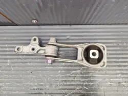 Toyota Yaris IV Moottorin Kiinnike OEM YARISIVPODUSZKA