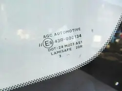 Pare-brise AGC Automotive OEM pour Toyota Avensis T27