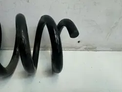 Mola dianteira lado direito OEM A1673202820 Mercedes-Benz