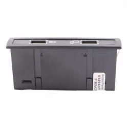Mercedes USB-uttag OEM A1728202200
