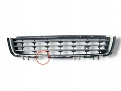 Puskurin ritilä OEM 13238553 Opel Astra H Faceliftille