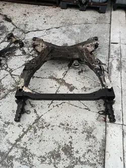 Brazos de suspensión delanteros OEM Vito 447 1.6 CDI - Usado
