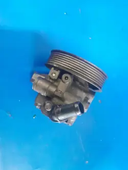 Pompe de direction assistée Honda FR-V 2.0 VTEC OEM