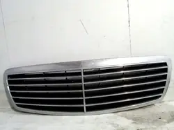 MERCEDES W211 GRILL A2118800583