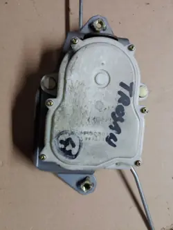 OEM MR503015 Zentralverriegelungsaktuator für Mitsubishi Pajero I