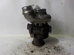 BMW 3 E90 E91 2.0D Turbokompresso 851246405E