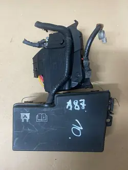 Sicherungskasten Volvo OEM E02345500 für V40 Cross