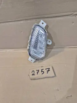 Volvo V40 Halogenstrålkastare Fram Vänster OEM 31323115