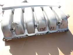 Colector de admisión izquierdo Audi A8 W12 6.3FSI OEM 07P133201B