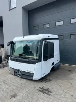 Mercedes A471 Arocs Tageskabine - Gebraucht