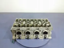 SKODA OCTAVIA III 1.4 TSI Motor Cilinderkop 04E103064F