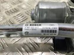 Braço do limpa-vidros Peugeot 5008 OEM 3397022077 - Usado