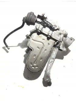 EGR-jäähdyttimen venttiili OEM 057131512K Audi A8 D3 4.2TDI