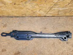 BELKA POD CHŁODNICE RENAULT MEGANE IV 1.5 OEM