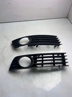 Rejilla de Parachoques Izquierda AUDI A4 2003 8E0807681