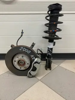 Mozzo di sterzo McPherson destro anteriore Peugeot 2008 II