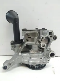 Oliepomp OEM 04L145208H voor VW 2.0 TDI