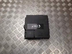 K8D2-14N073-AB Protection Batterie Land Rover DISCOVERY