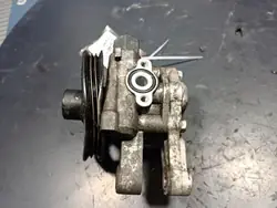 Hyundai Tucson I 2.0 Power Steering Pump 57100-2E000