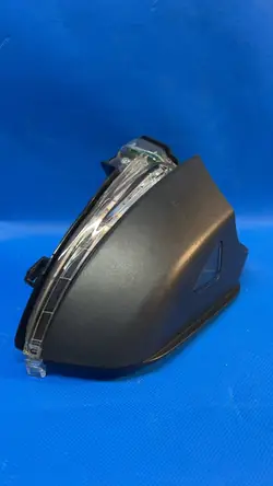 Indicador Direito Skoda Superb III Combi