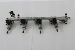 Rail d'injecteur OEM 360214618 pour Ford Focus MK3 ST