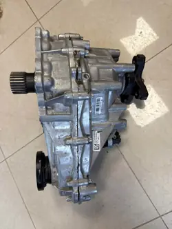 Boîte de transfert OEM A9072801000 pour Mercedes W907 4x4