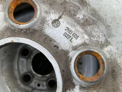 VW främre höger stötdämparfäste OEM 2N0601027L