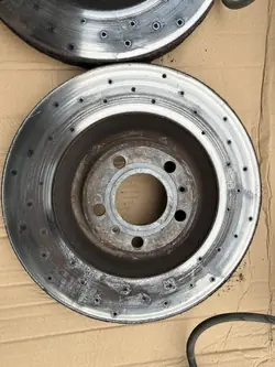 Jeu d'étriers et disques frein Swap 360mm A8 D3