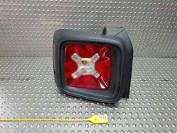 Conjunto de lámpara trasera izquierda Jeep 52109469