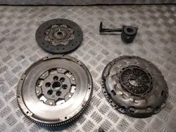 Volante de Dupla Massa VW Golf V 06F105266K