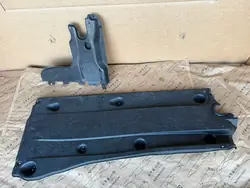 Audi Q3 83A Höger Undersköld OEM 5QF825202
