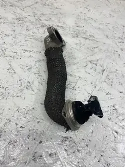 Tube EGR OEM 9674950180 pour Peugeot 508 1.6L Diesel