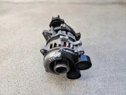 Alternaattori Valeo 240A Nissan Qashqai III J12