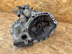 Versnellingsbak Toyota Yaris II 1.4 D4D OEM NAOBR-T2