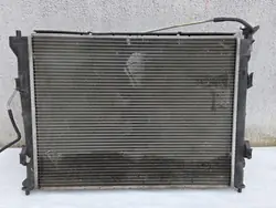 Kühler OEM CHŁODNICA WODY + WENTYLETOR KIA Ceed