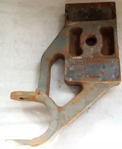 Etuvasen iskunvaimenninpidike OEM 20703964 Volvo FH13
