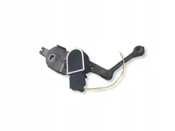 Mercedes Tasonanturi OEM A2139053302 Etu Vasen